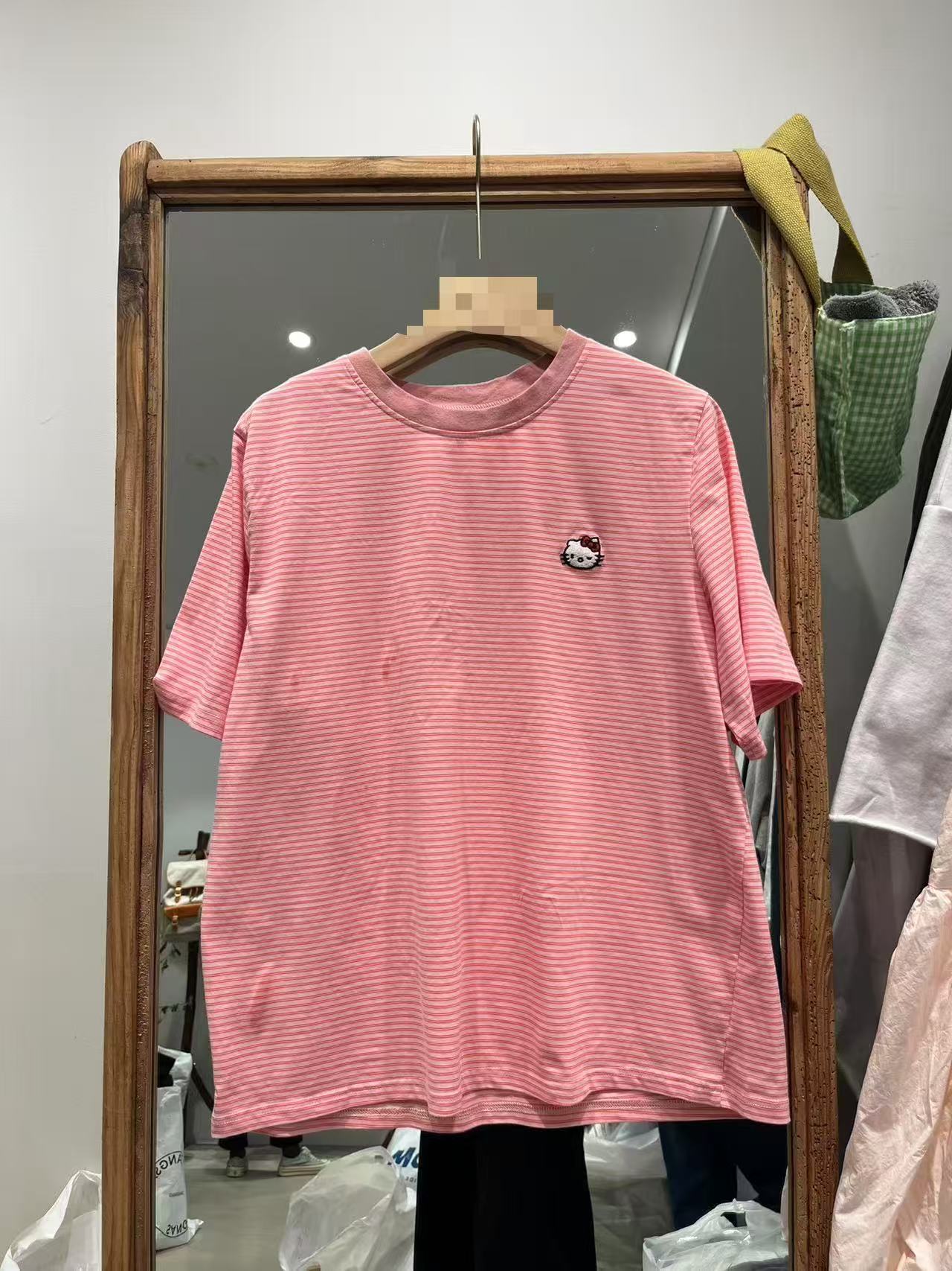 【奈野喜】韩国正品代购 /条纹刺绣kt短袖T【NO退NO换】