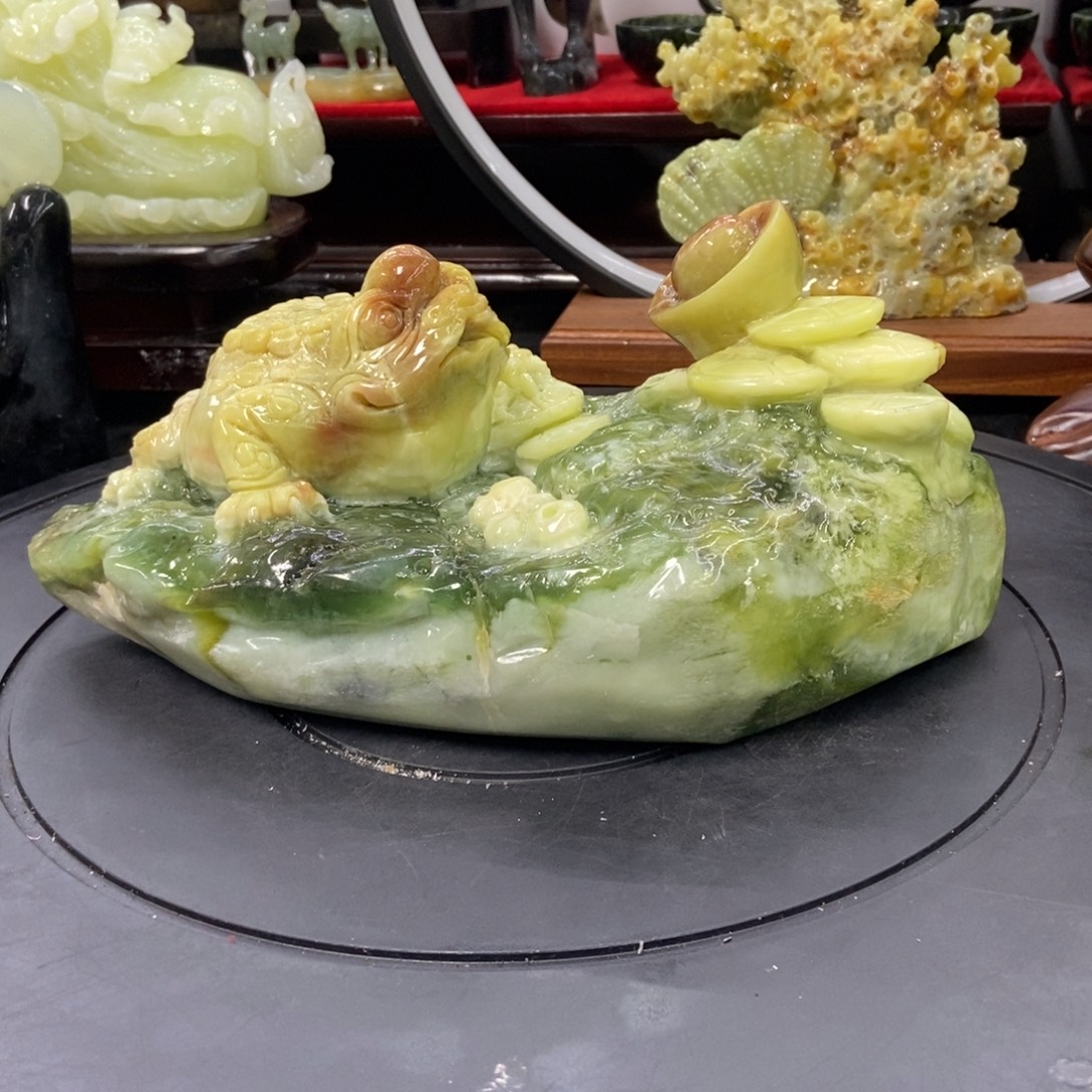 石材天然岫岩玉摆件