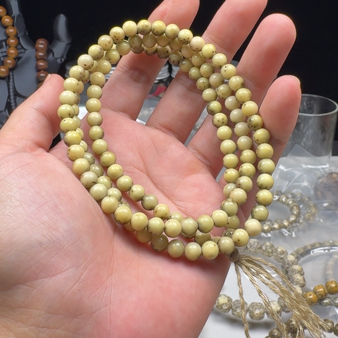 C***c手串星月菩提6圆糯冰绿包白108