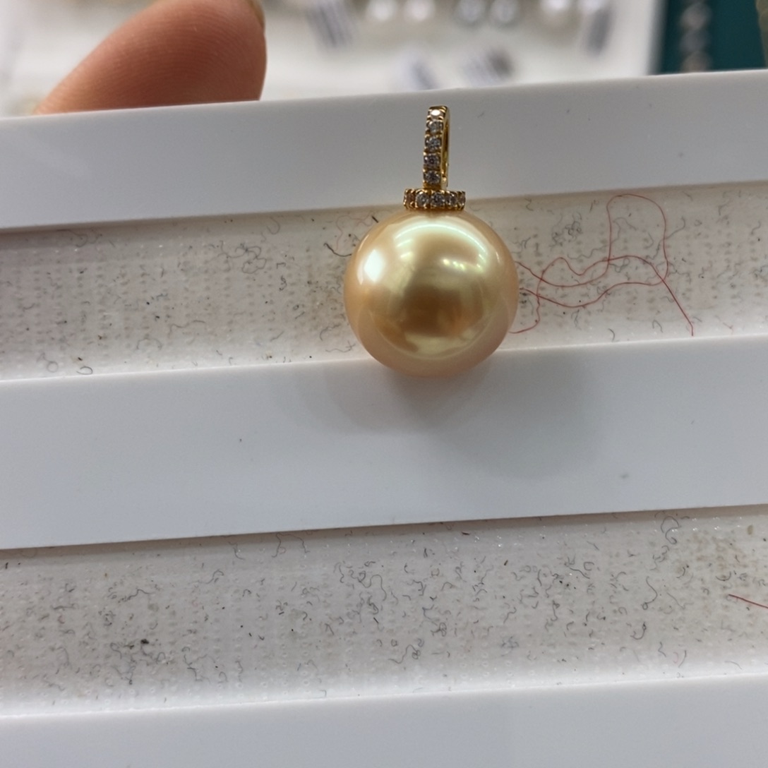 海水珍珠颈饰18K金镶嵌13-14mm