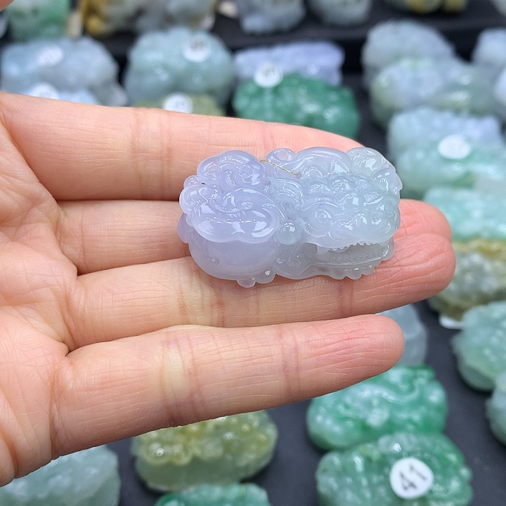 翡翠未镶嵌颈饰天然缅甸A货翡翠貔貅吊坠