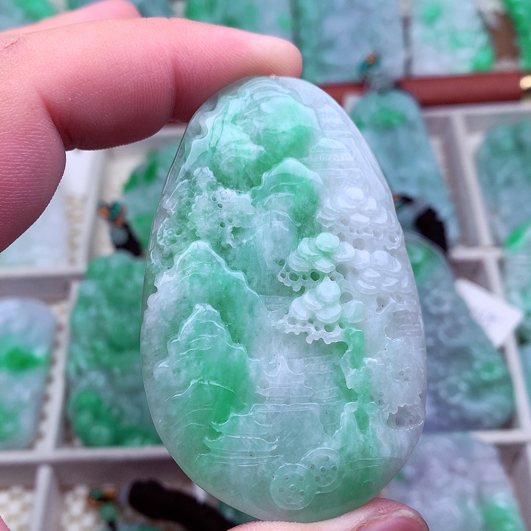 翡翠未镶嵌吊坠(不含链)