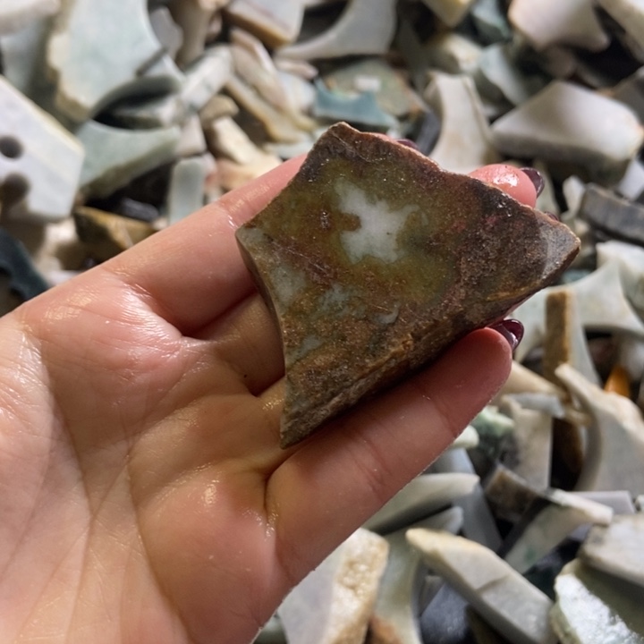 翡翠颈饰未镶嵌天然翡翠