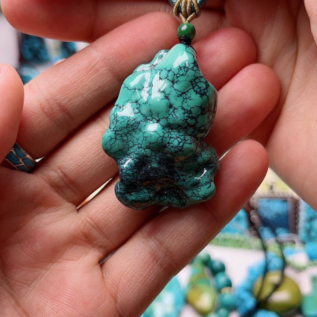 绿松石珠宝奇石未镶嵌半****