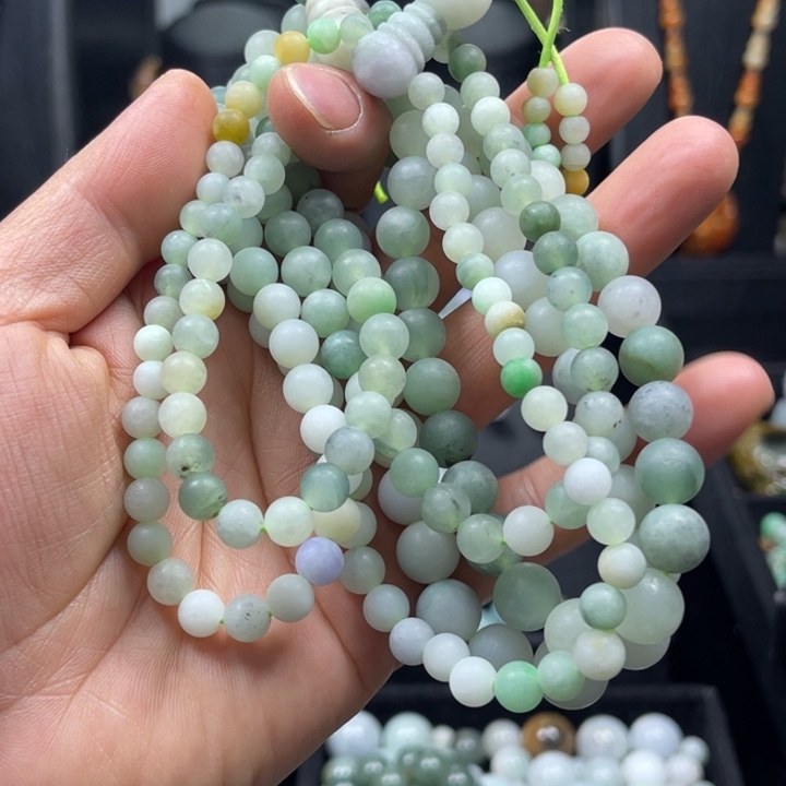 翡翠未镶嵌颈饰项链