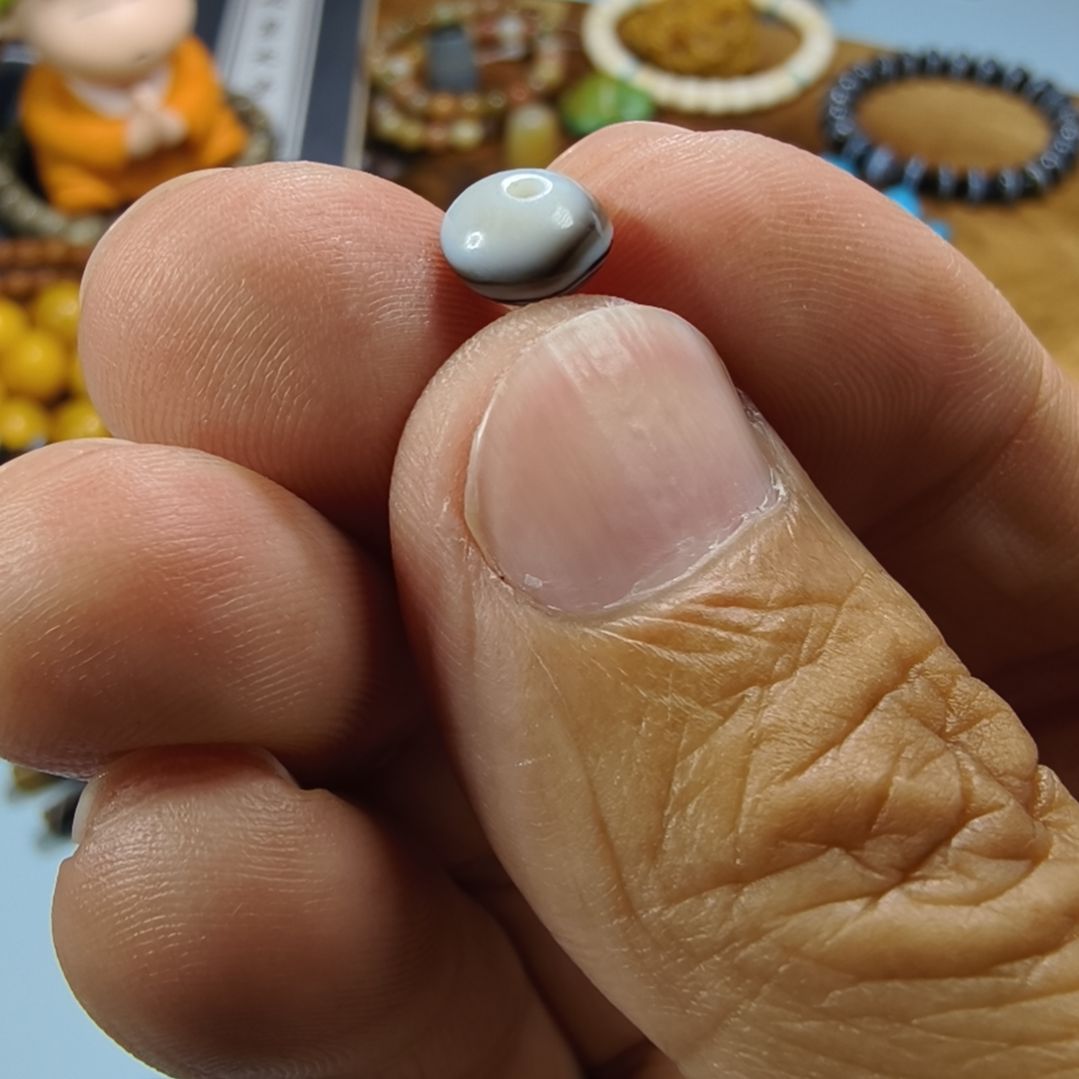 玛瑙/玉髓未镶嵌天然原矿玛瑙