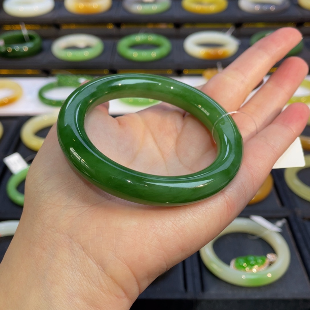 和田玉手镯未镶嵌碧玉手镯56