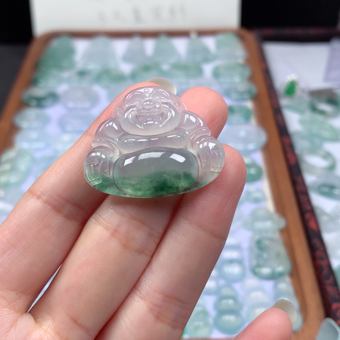 颈饰未镶嵌翡翠冰种飘花大佛公