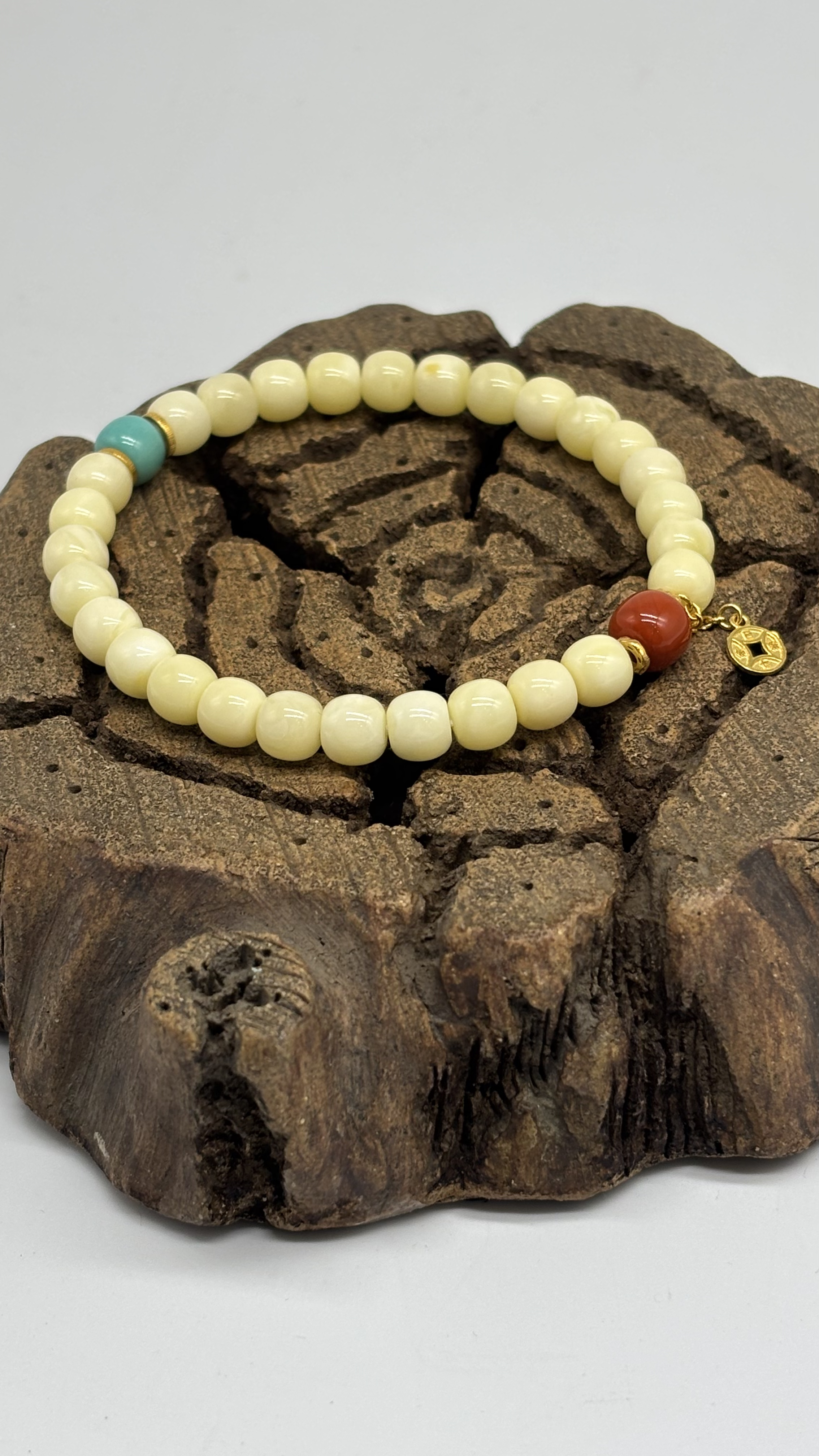 俄料满蜜时尚精工老型手串