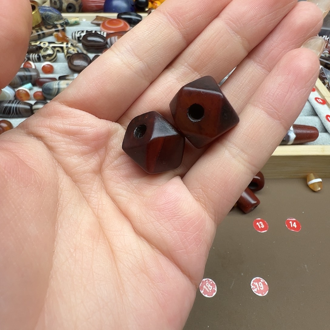 玛瑙/玉髓未镶嵌珠宝半成品