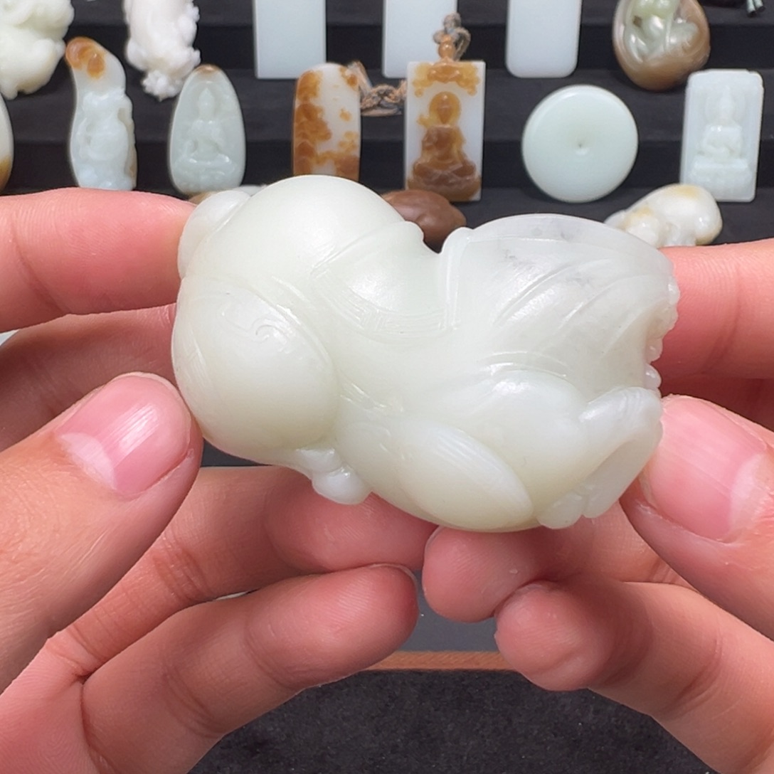 和田玉颈饰未镶嵌