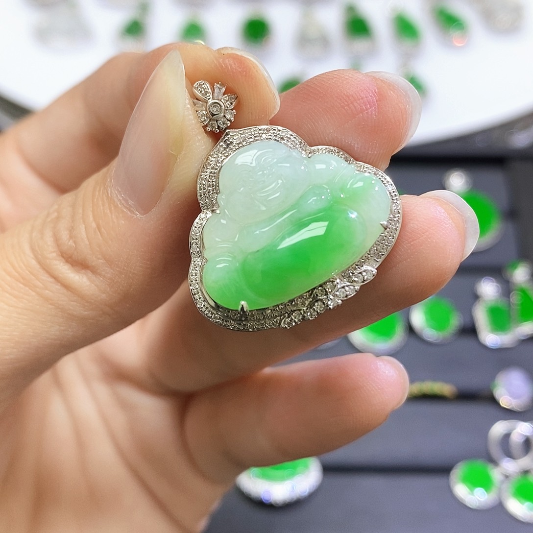 翡翠18K金镶嵌吊坠(不含链)