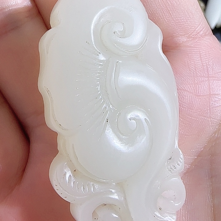 *****和田玉未镶嵌颈饰