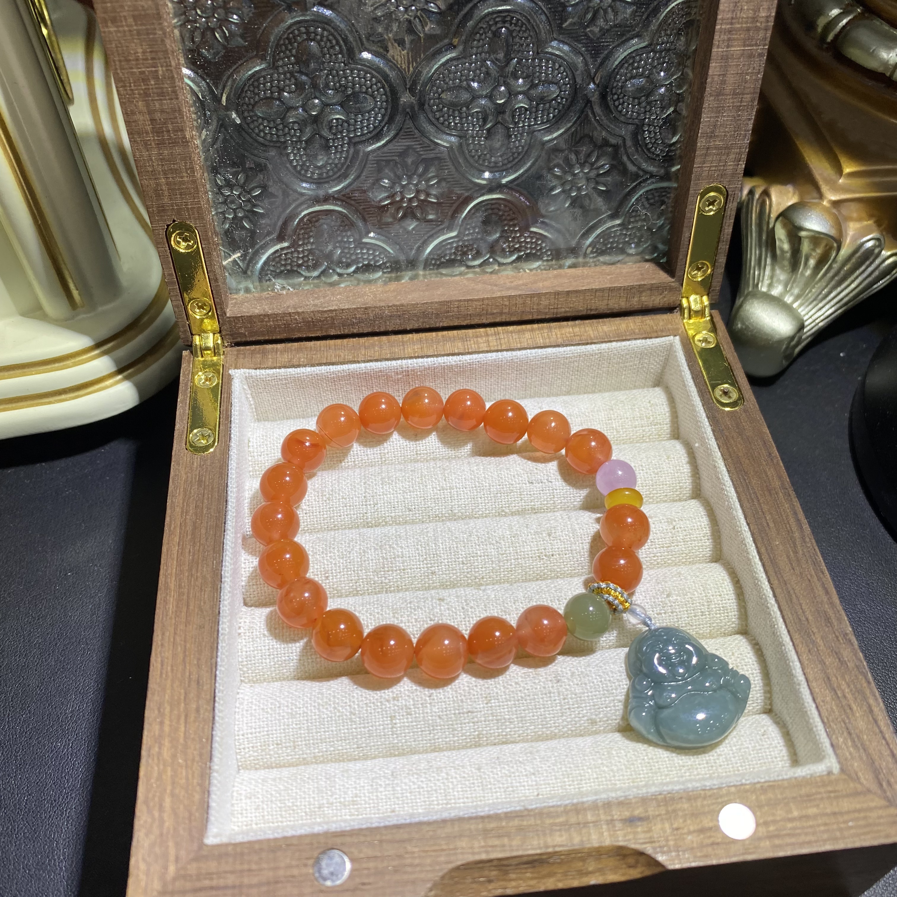 B581-天然南红玛瑙手串搭配翡翠佛公单圈设计款-多样性发其一