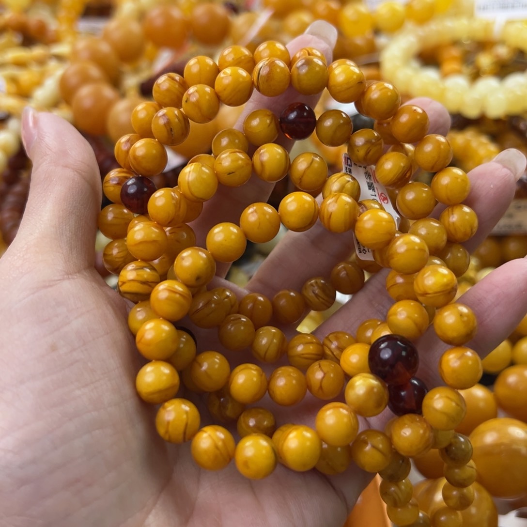 未镶嵌琥珀珠宝奇石