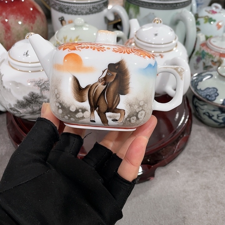 景德镇陶瓷艺术品