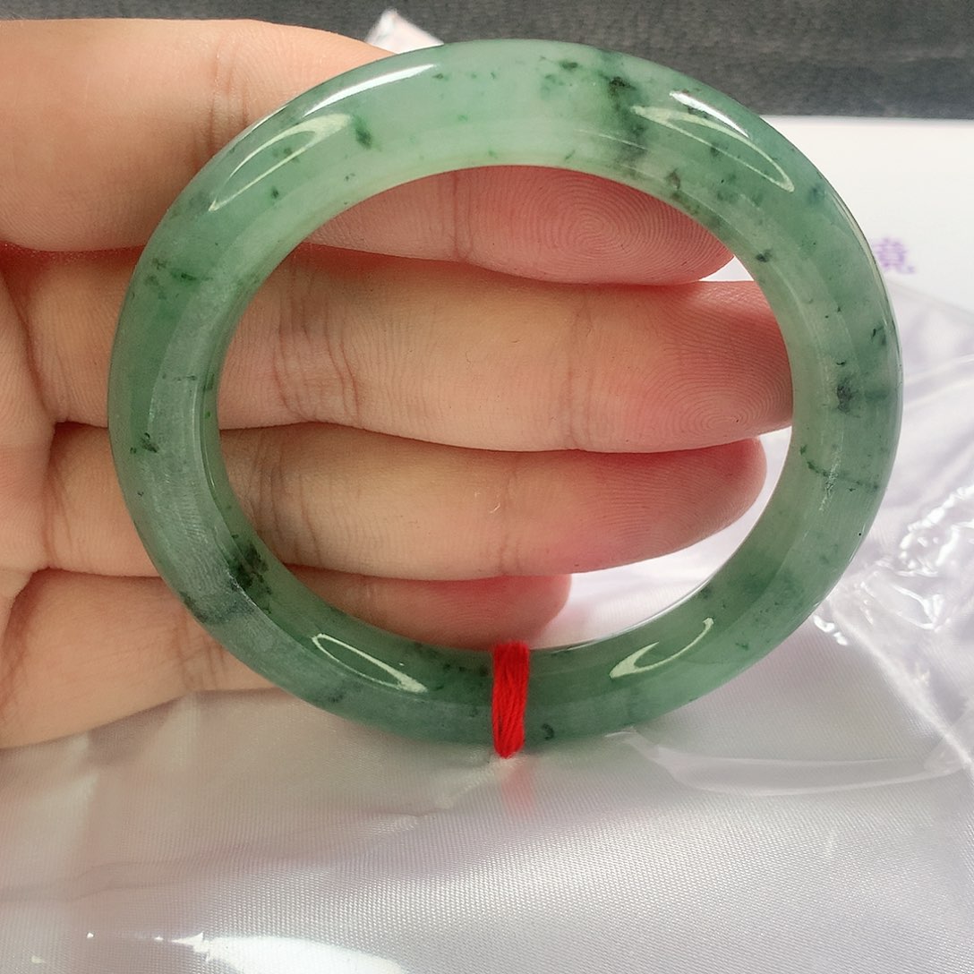 未镶嵌手镯（圆镯）翡翠335号
