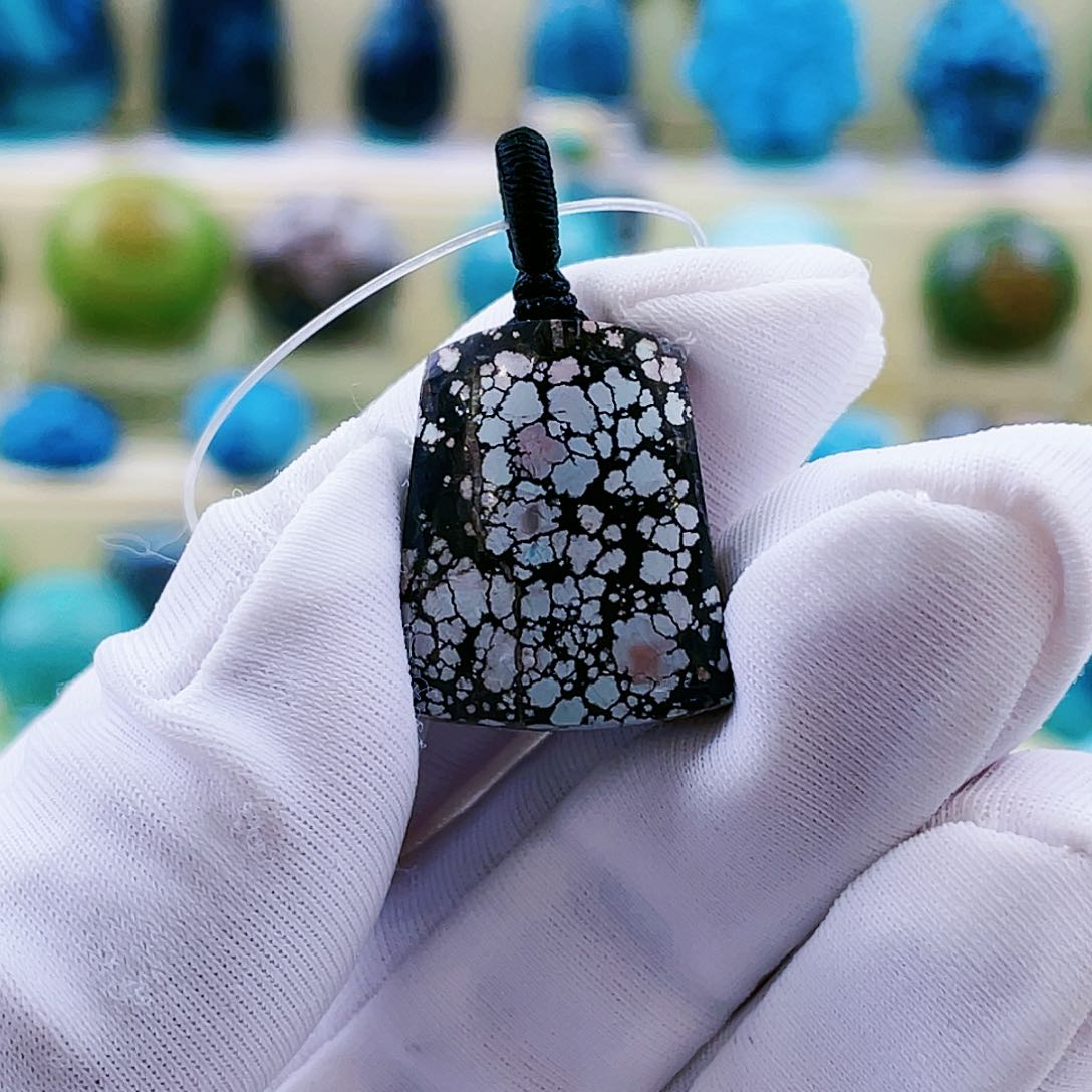 绿松石挂件未镶嵌