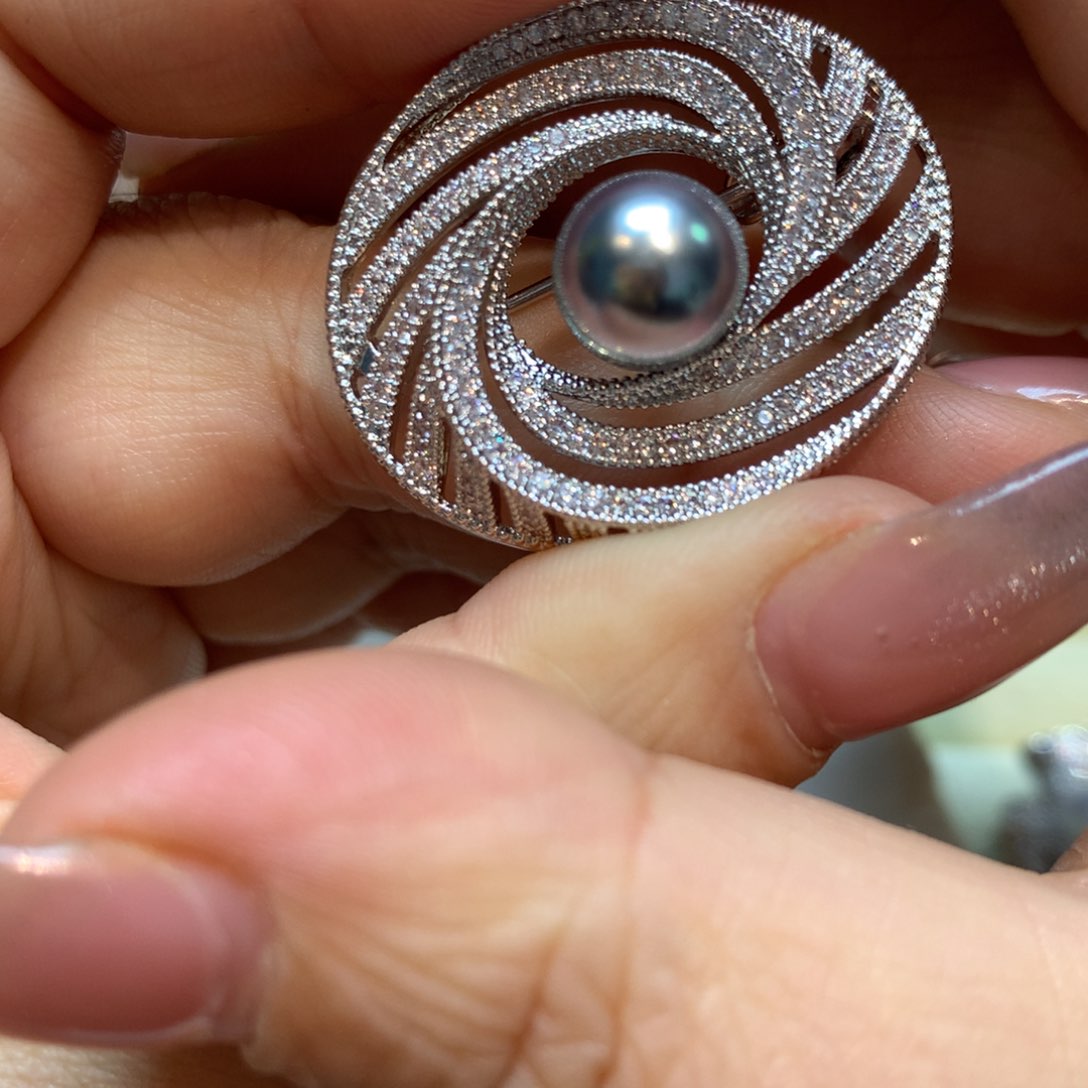 海水珍珠胸饰未镶嵌