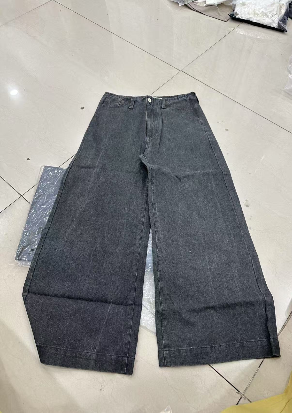 2025年春季新款复古直筒牛仔裤