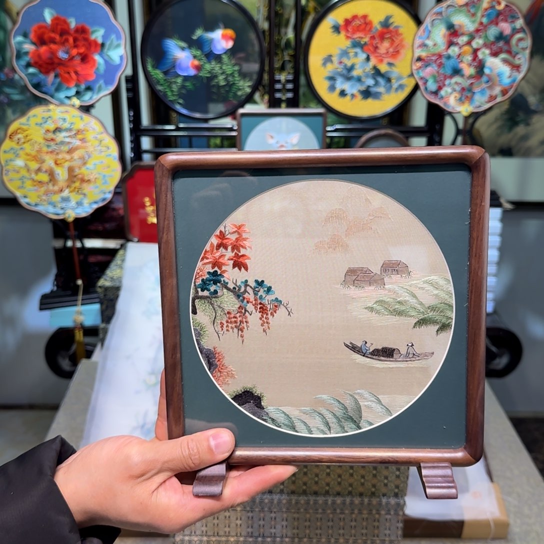 刺绣刺绣工艺精湛