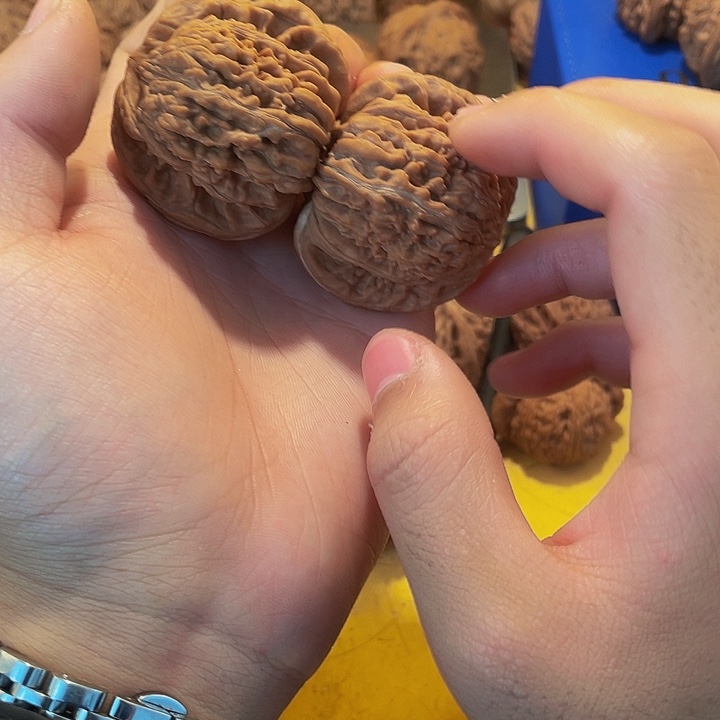 榴***莲吊坠文玩核桃四座楼