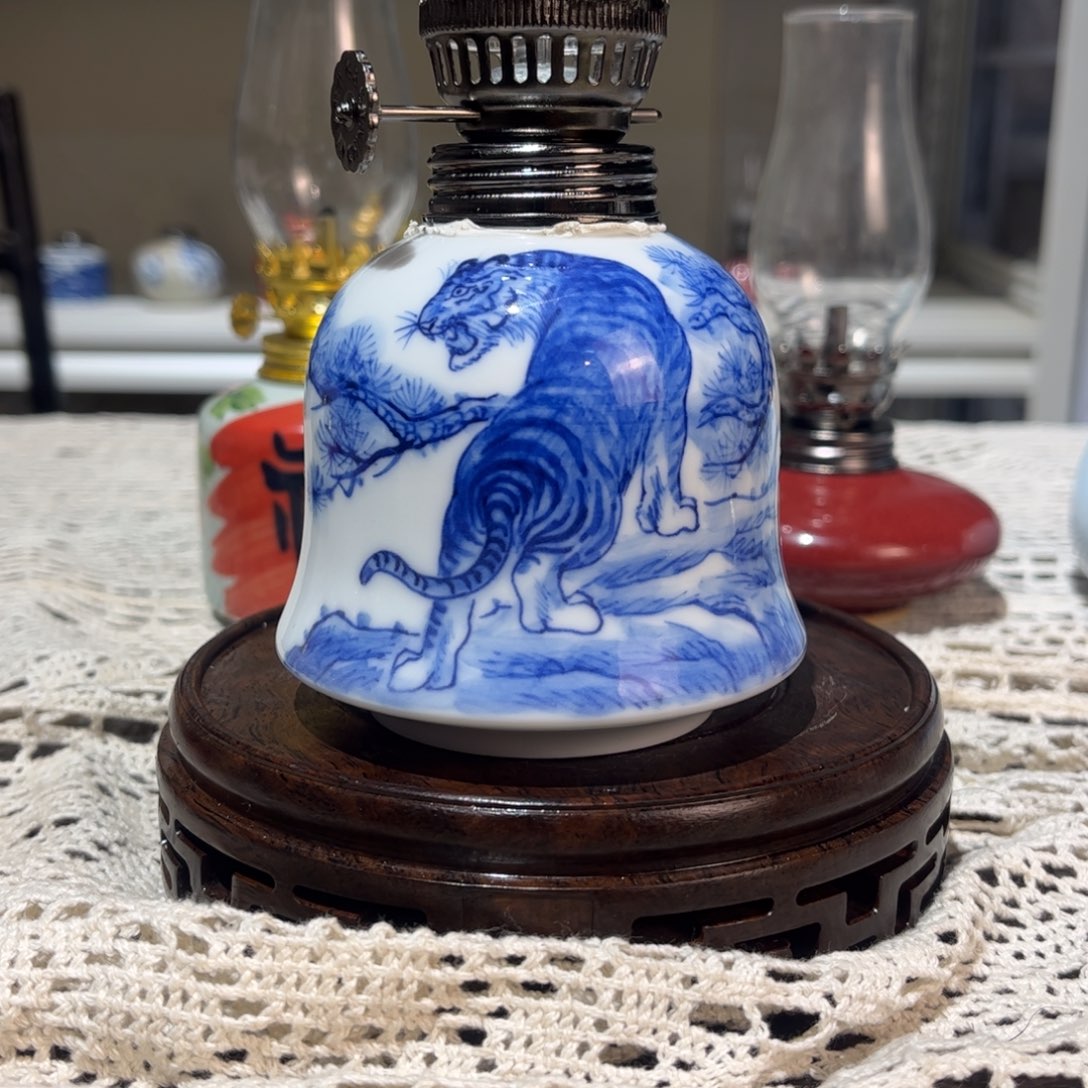 摆件景德镇陶瓷香薰灯