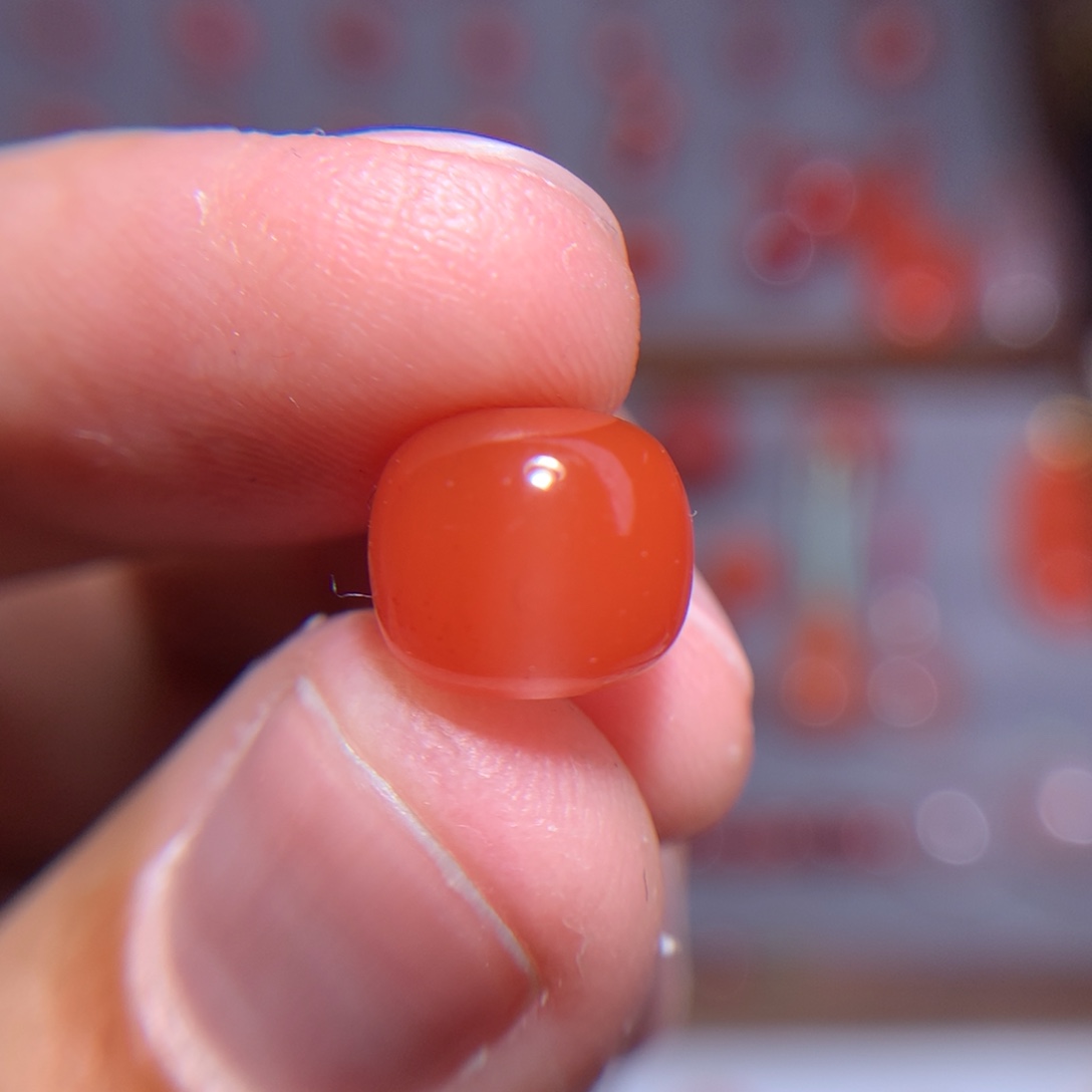 南红玛瑙老型9.3×8.4未镶嵌微朱砂点