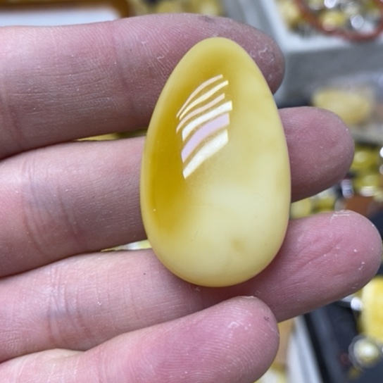 蜜蜡裸石未镶嵌吊坠