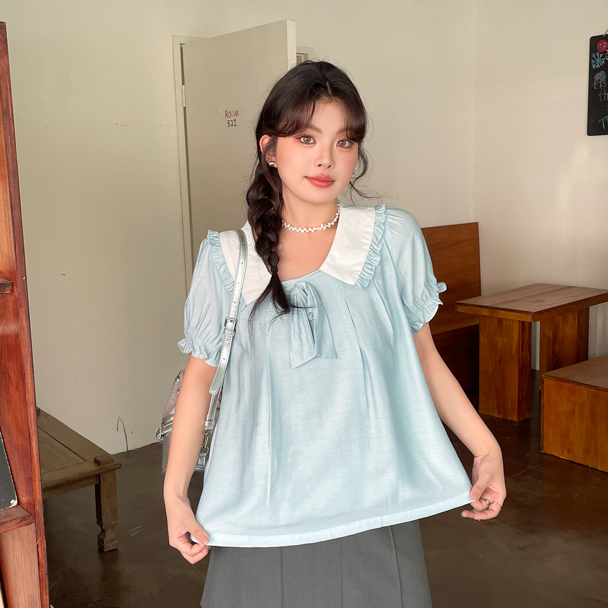 【现现专场】设计感甜美可爱娃娃衫夏季大码女装新款木耳边气质上衣