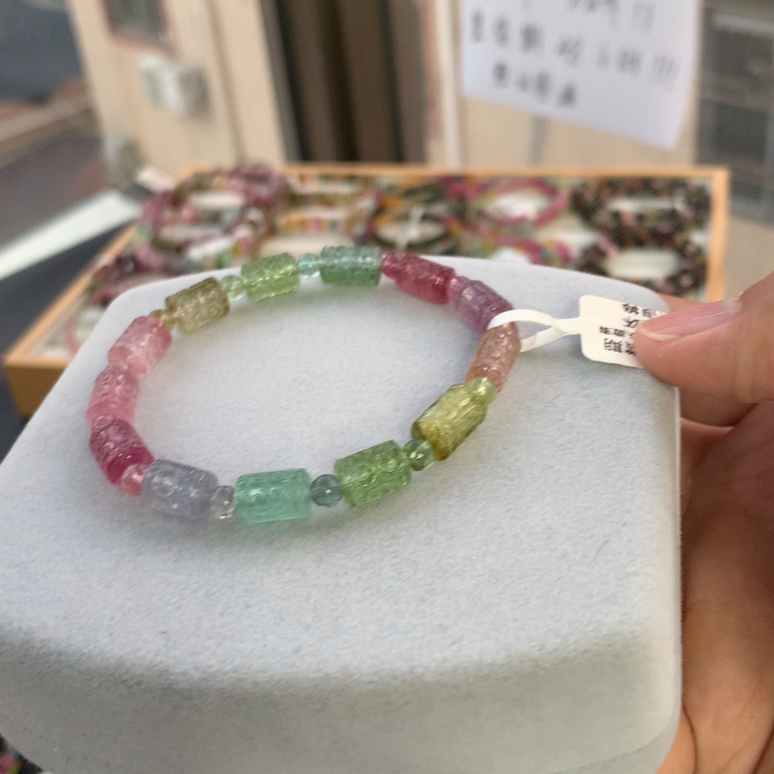 碧玺手链未镶嵌亮色人鱼回纹