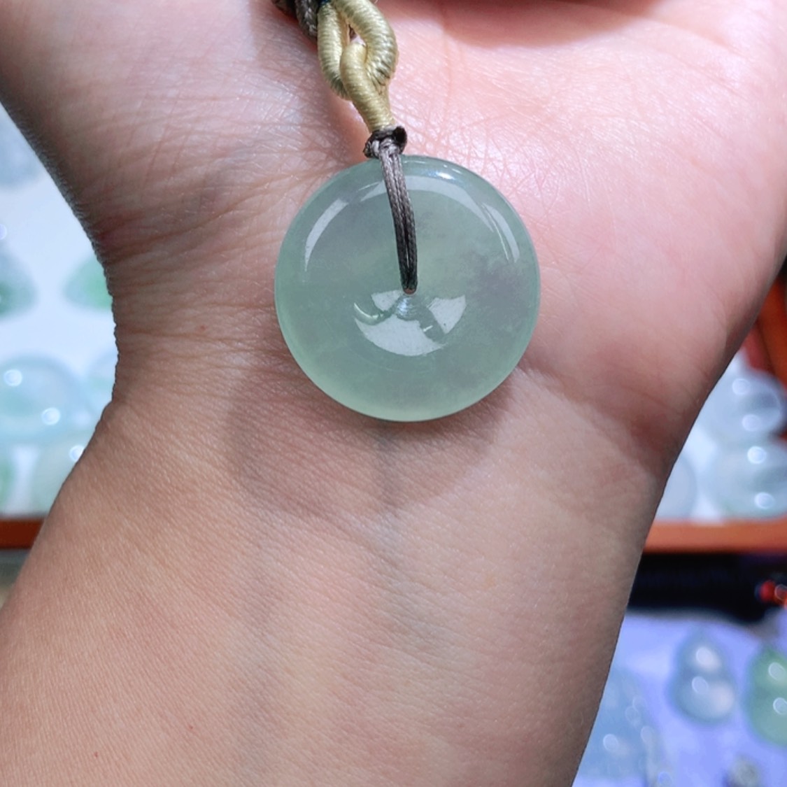 【闪购商品】翡翠颈饰未镶嵌平安扣 