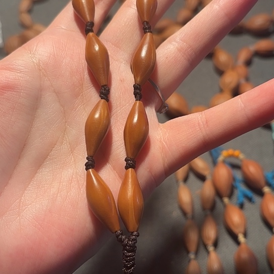 橄榄核手串/手链0.9小柳叶手持