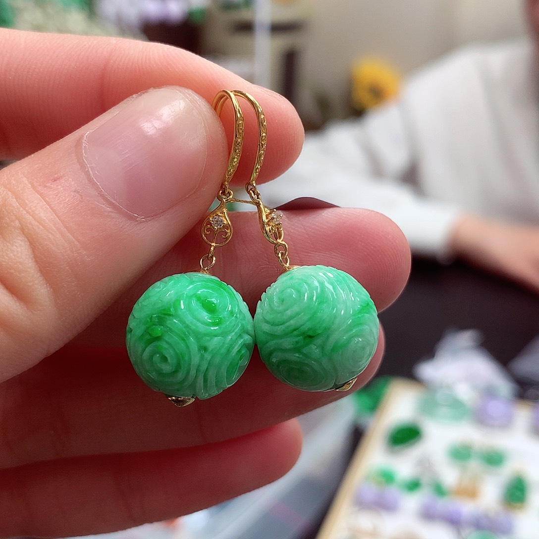 翡翠耳饰18K金镶嵌天然翡翠