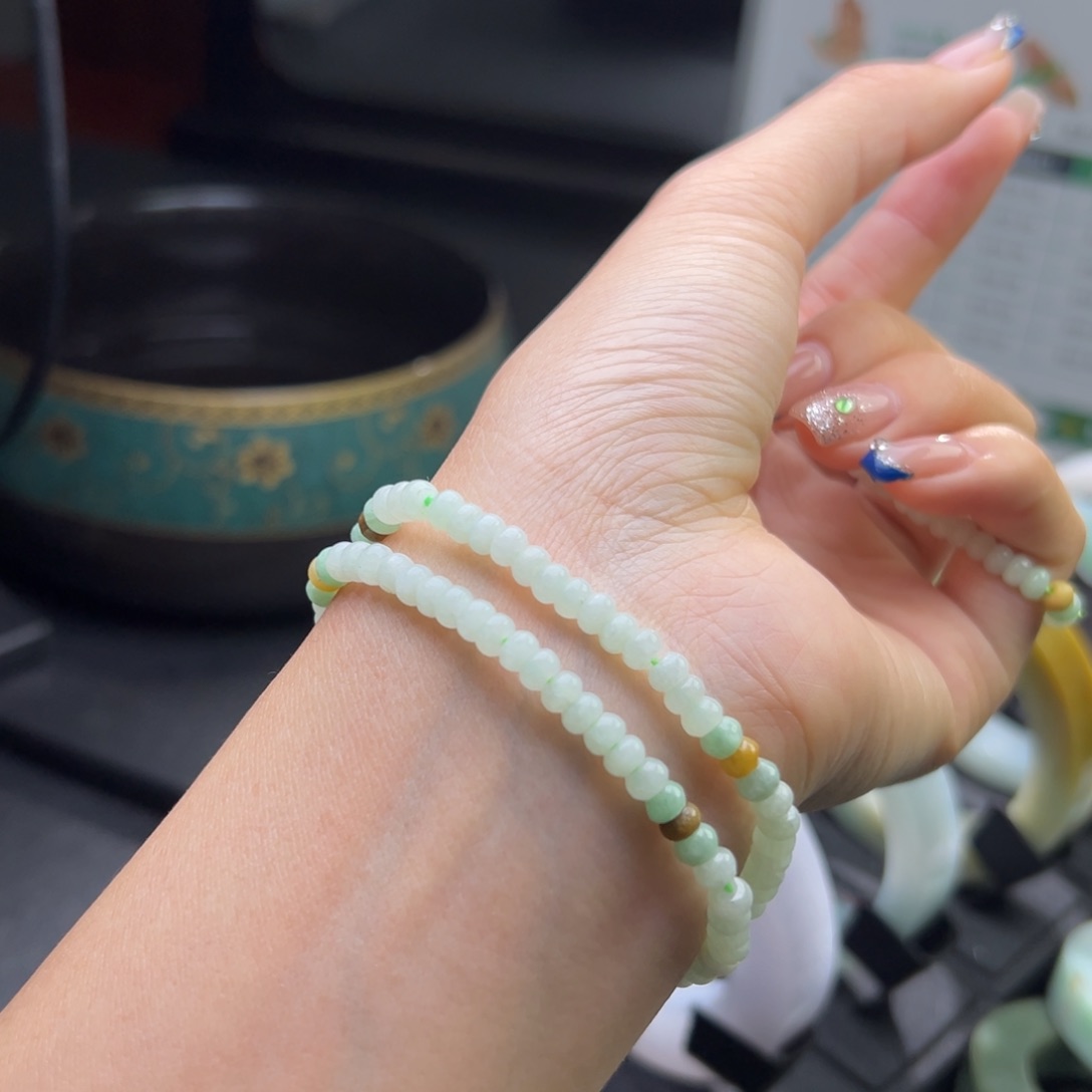 翡翠手链未镶嵌手串翡翠