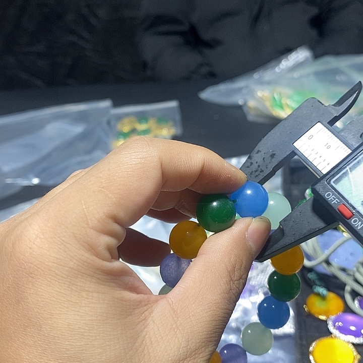 翡翠颈饰未镶嵌价格