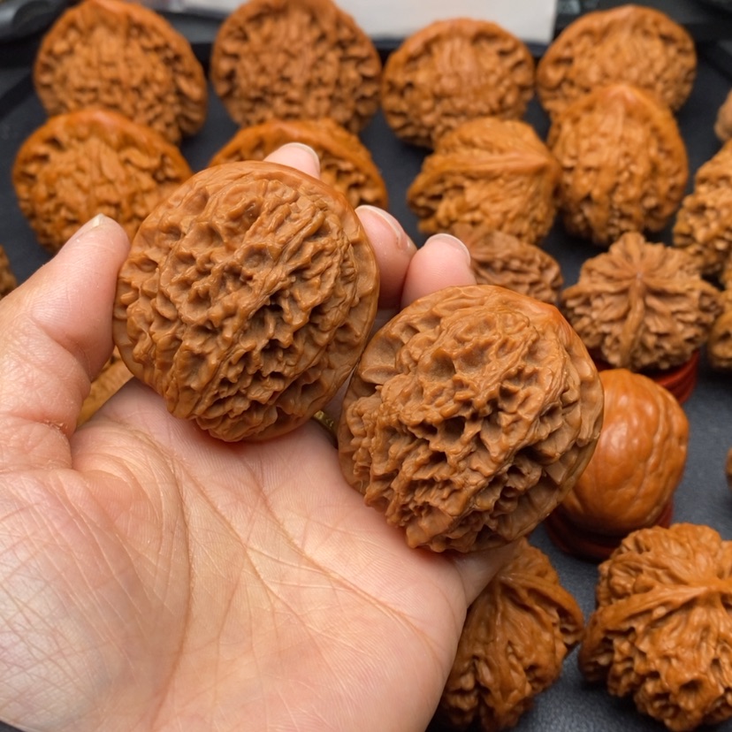 【闪购商品】文玩核桃把件?****₄大花
