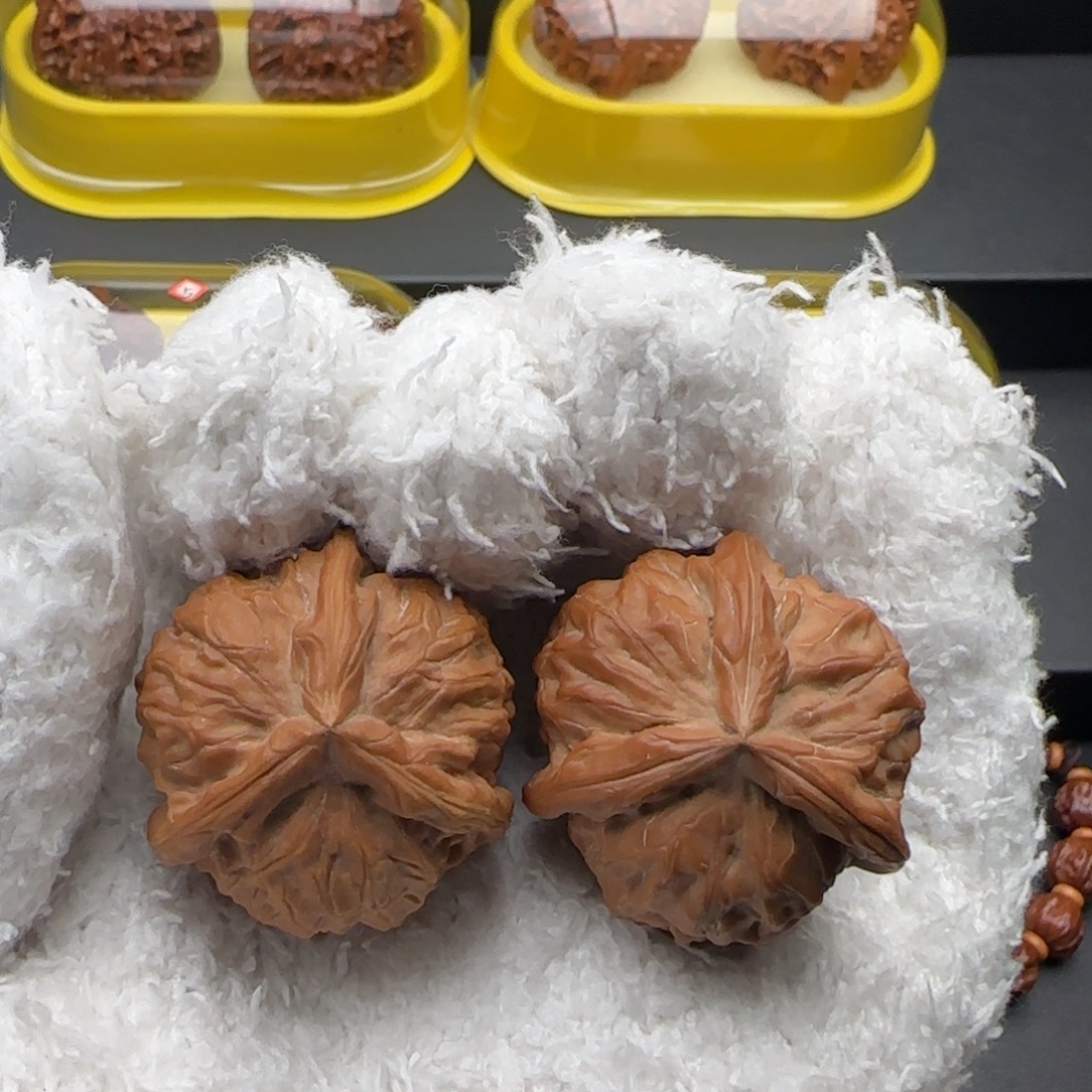 文玩核桃把件石门元宝奔全34