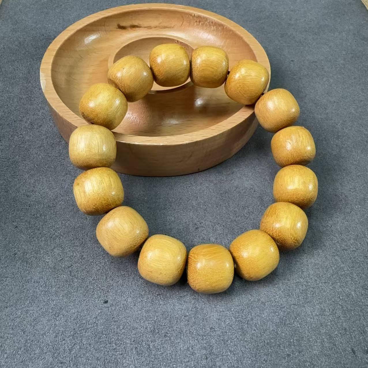 沉香木串文玩A556<14mm+>