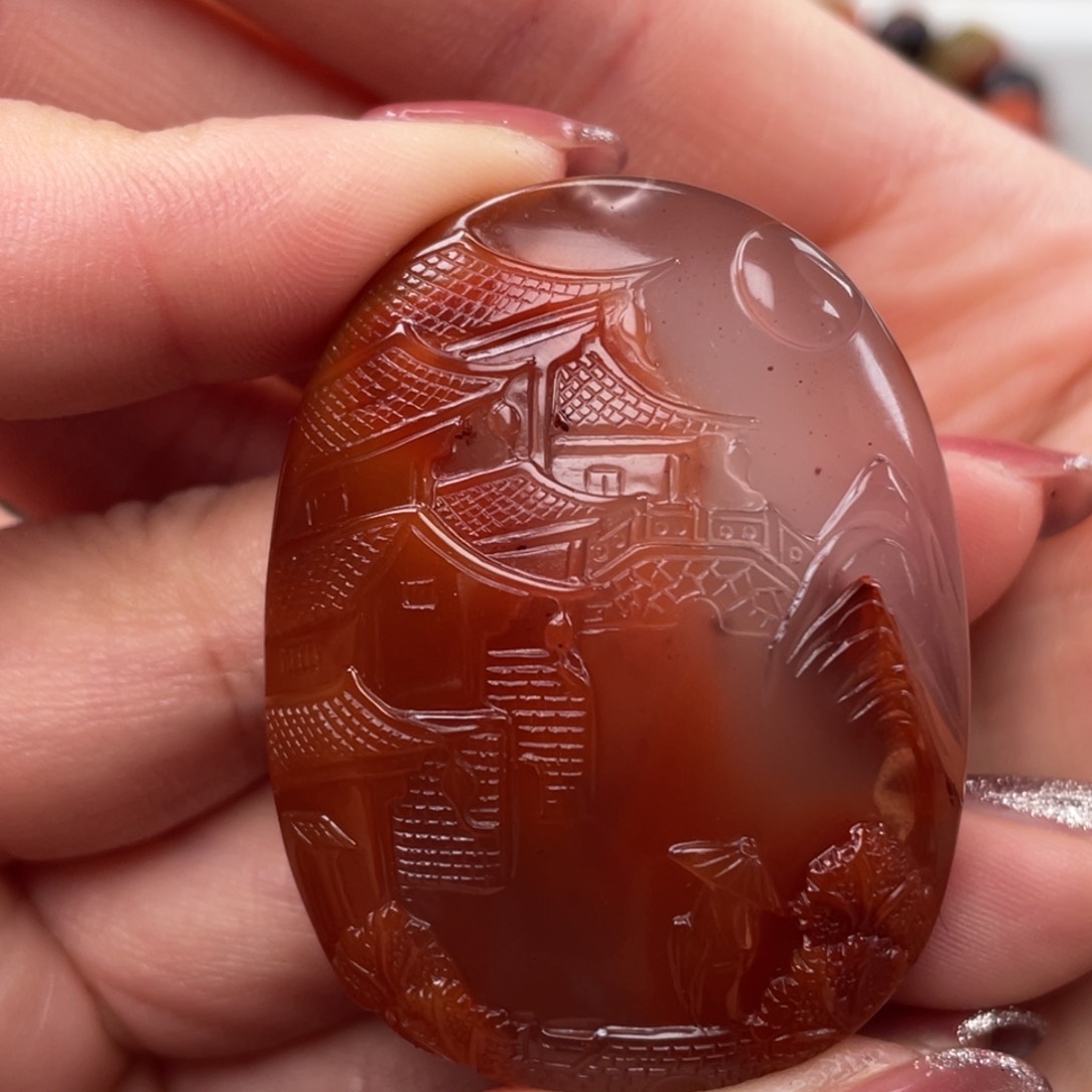 南红玛瑙吊坠未镶嵌