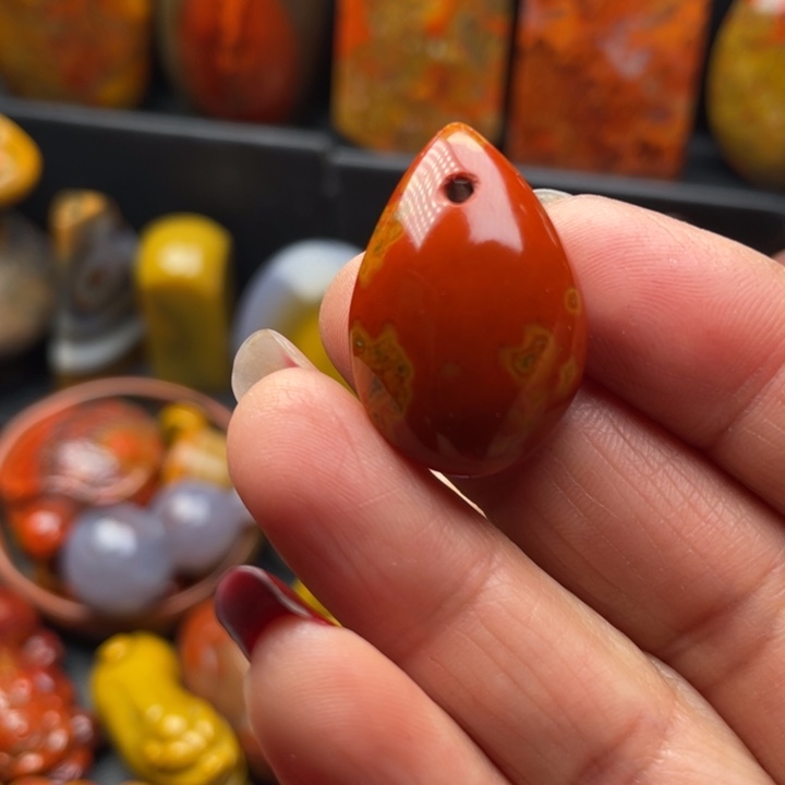 玛瑙/玉髓颈饰未镶嵌