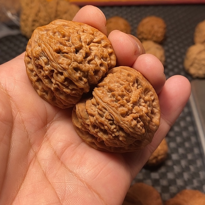 顺***吊坠文玩核桃41尺，南疆石