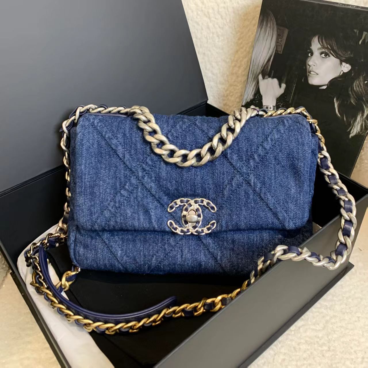 99新 Chanel/香奈儿 壹臻/22p深蓝色牛仔19bag小号 78809568