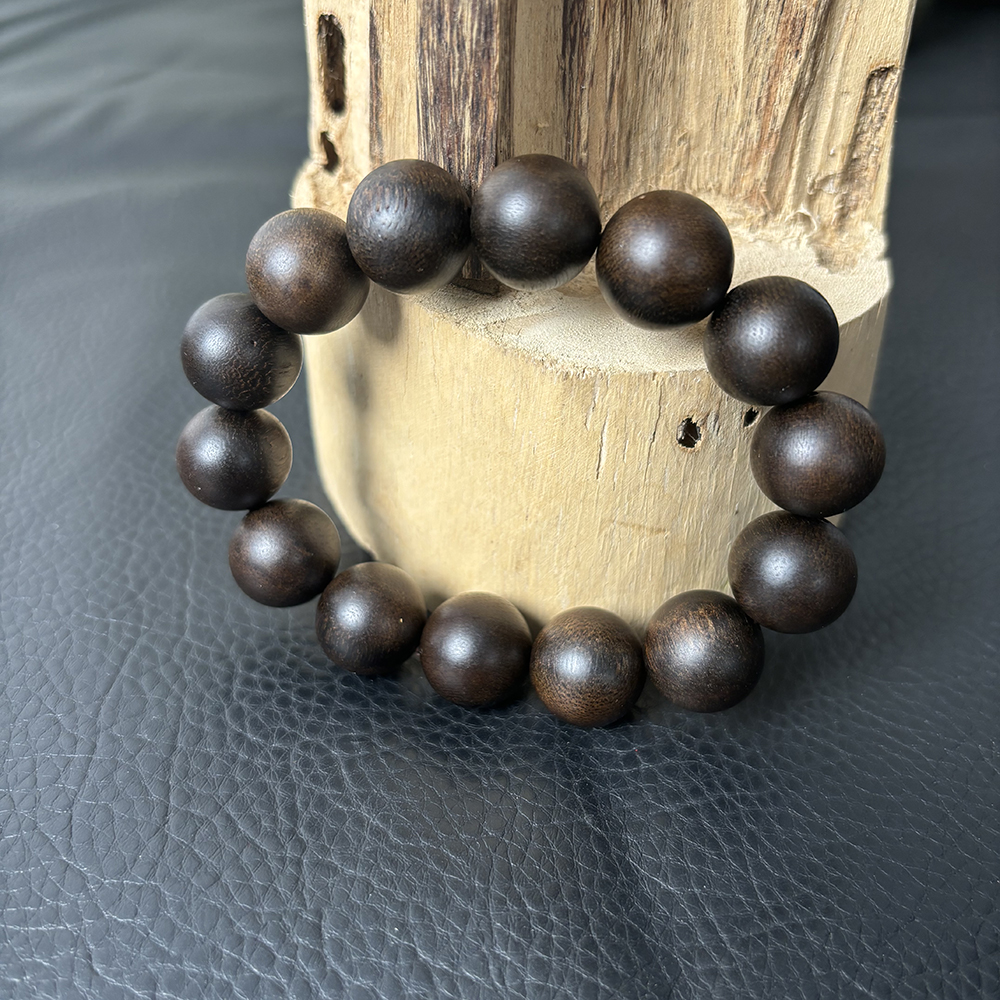 【撤店清货】编号:A20号紫棋配一号盒+养香罐