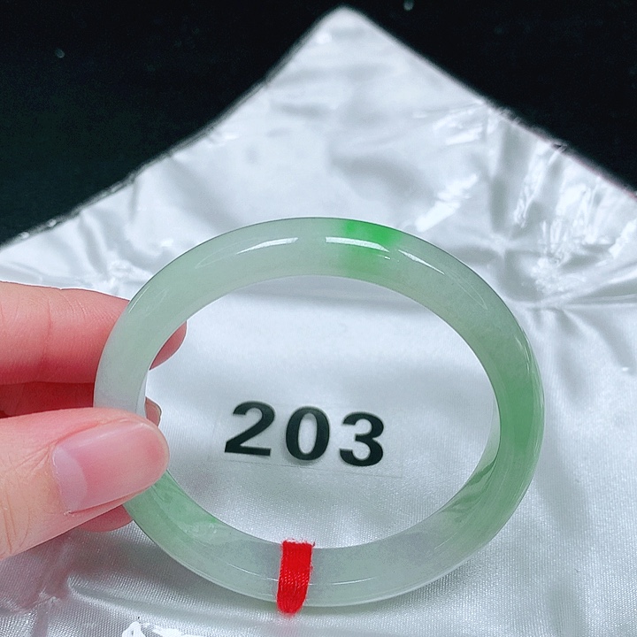 翡翠未镶嵌手镯翡翠手镯未镶嵌