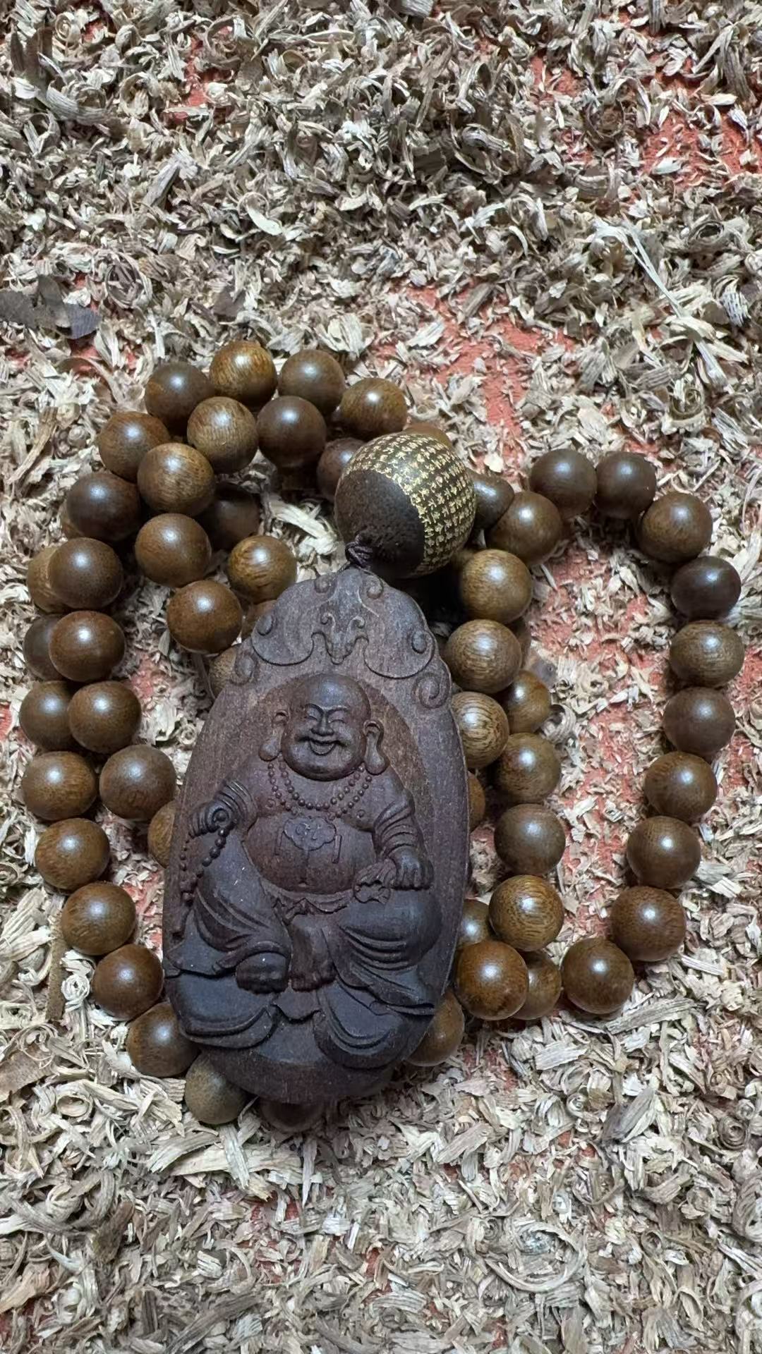 沉香ZSP101G芽庄白棋黄金沉沉香1.0+雕刻2.0+弥勒佛6.8*3.8*1...