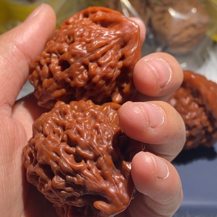 A***制文玩核桃吊坠精品课程的教学与研究