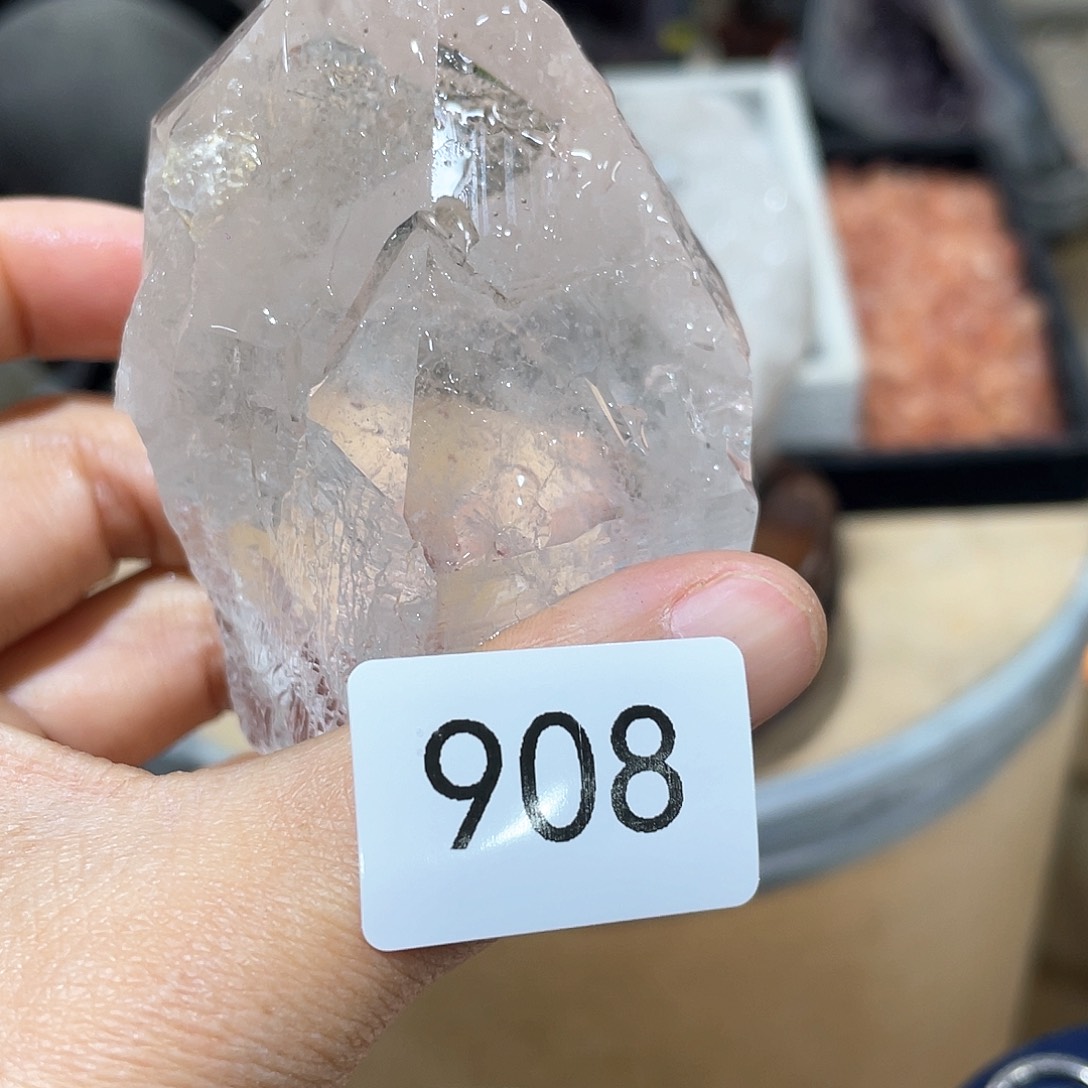 水晶摆件….未镶嵌