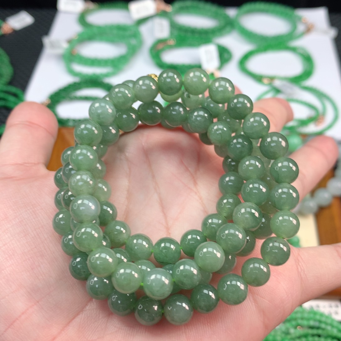 翡翠手链未镶嵌翡翠