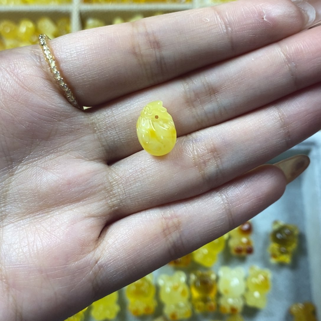 琥珀裸石未镶嵌小福袋